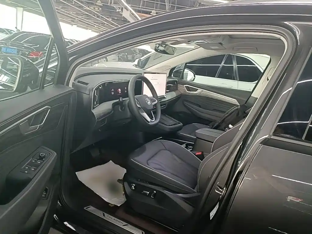 Volkswagen Talagon 2025 450TSI Basic 7-seater — фото 12
