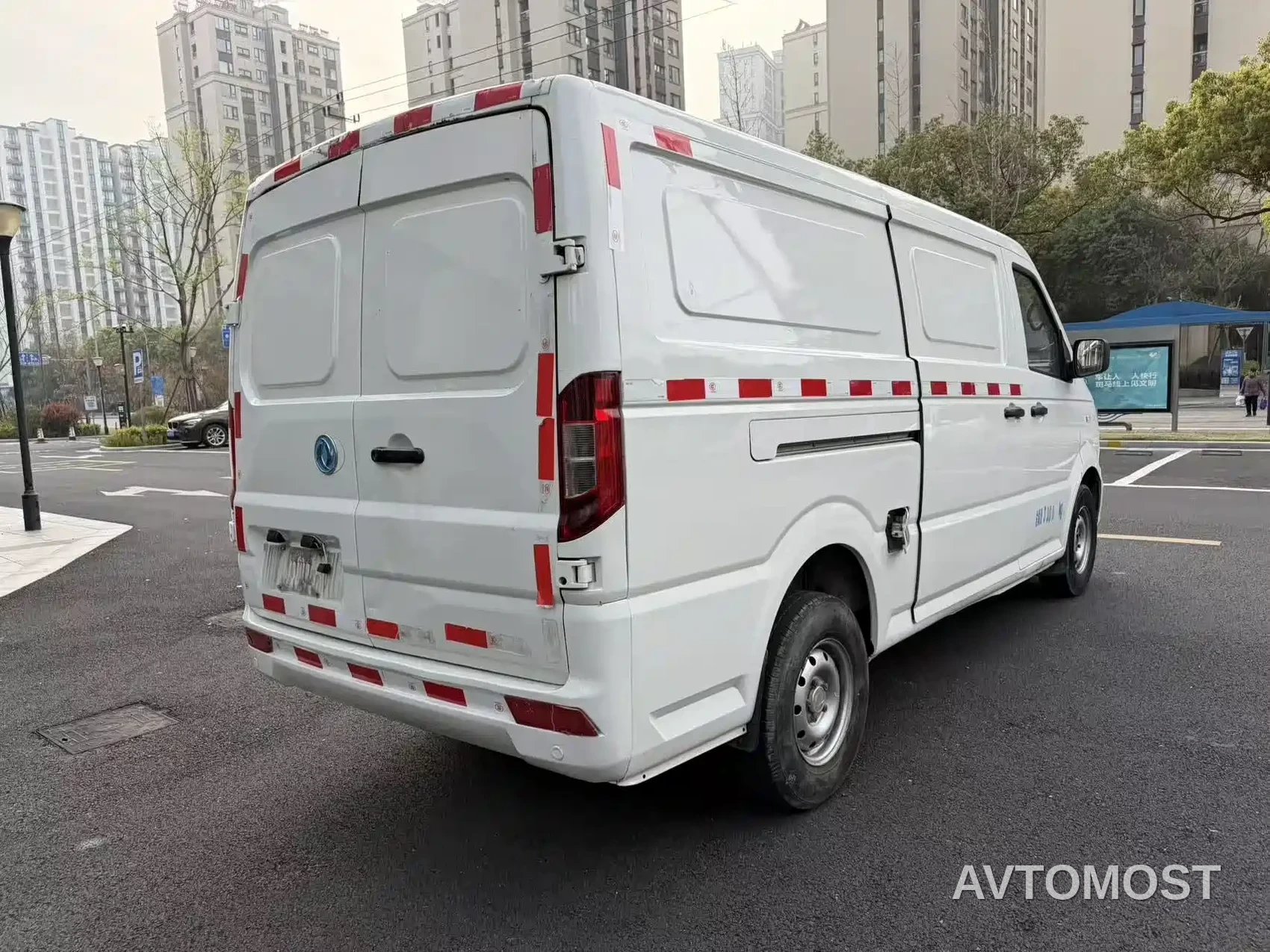 Dongfeng Yufeng EM26 2023 Standard Edition 41.472kWh Henan Lithium — фото 2