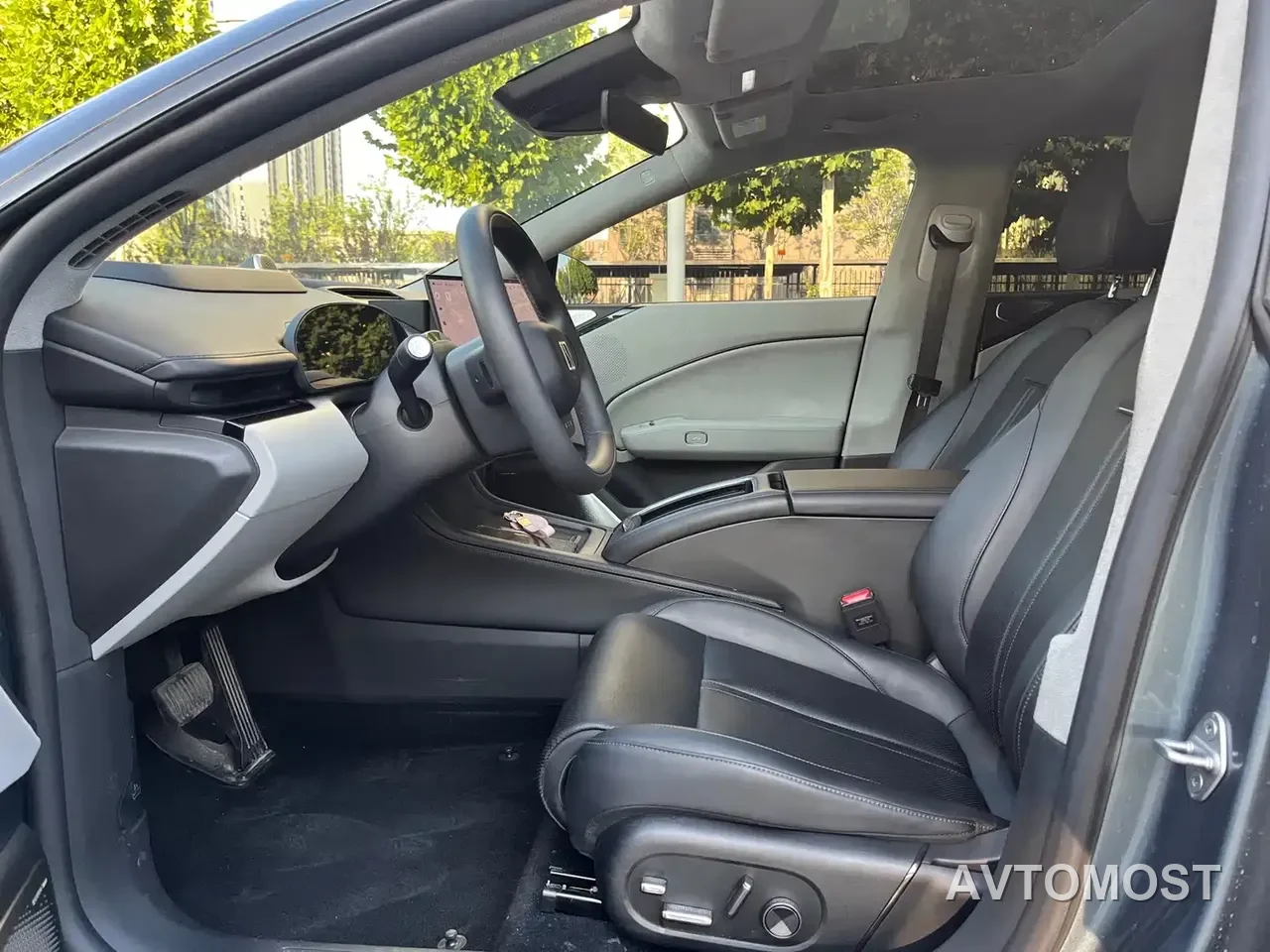 Zeekr 007 2024 Rear-Wheel Drive Smart Edition 75kWh — фото 8