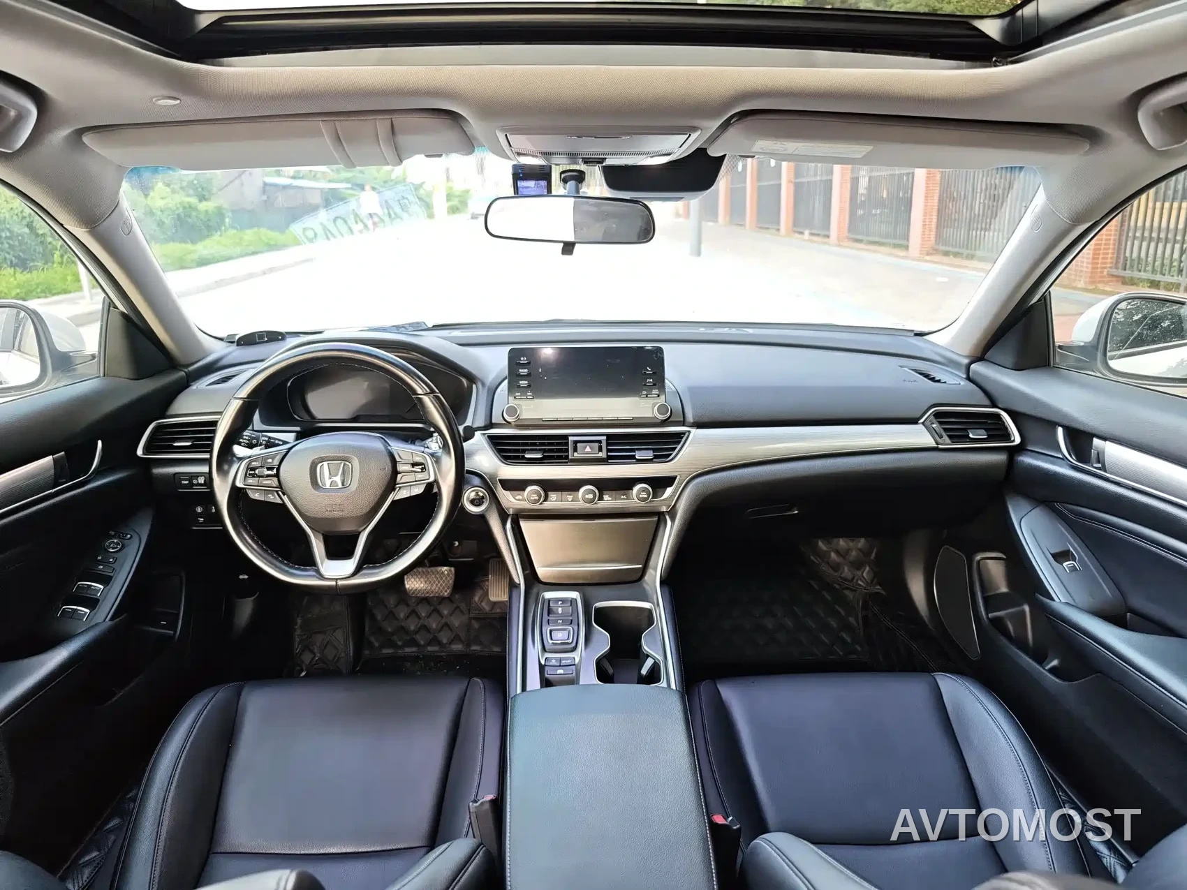 Honda Accord 2018 Sharp Hybrid 2.0L Sharp Leader (China V) — фото 10