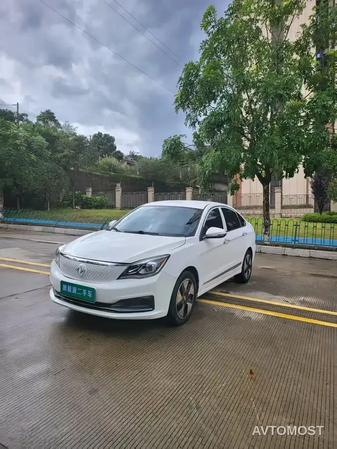 Dongfeng Fengshen E70 2021 Facelift 500 Pro Premium Edition