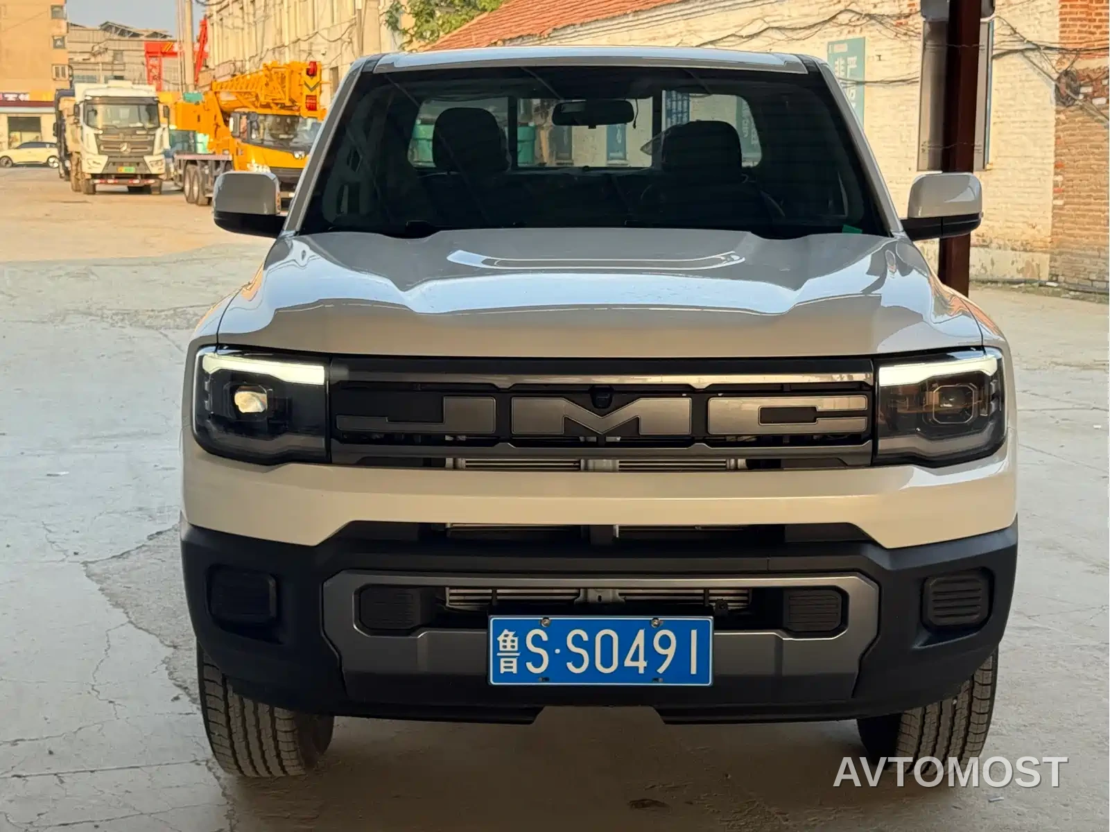 Jiangling Yuhu 2025 Long Wheelbase Flatbed Double Cab Diesel AT 2WD — фото 2
