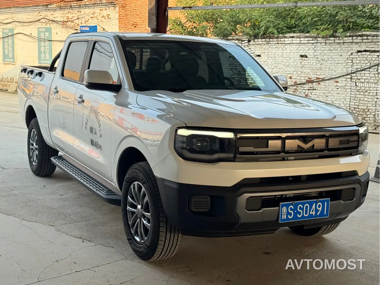 Jiangling Yuhu 2025 Long Wheelbase Flatbed Double Cab Diesel AT 2WD — фото 3