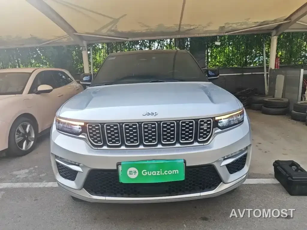 Jeep Grand Cherokee 4xe (Import) 2023 4xe Summit Edition — фото 3