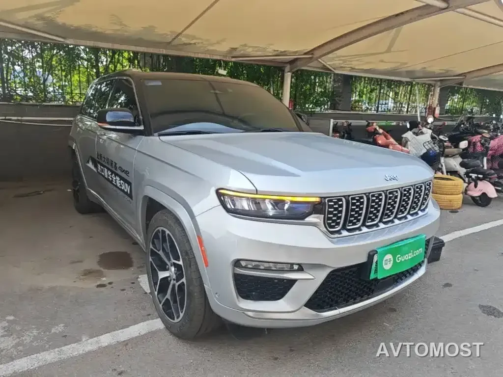 Jeep Grand Cherokee 4xe (Import) 2023 4xe Summit Edition — фото 4