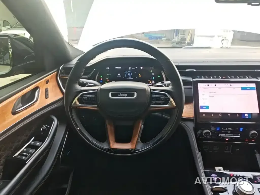 Jeep Grand Cherokee 4xe (Import) 2023 4xe Summit Edition — фото 10
