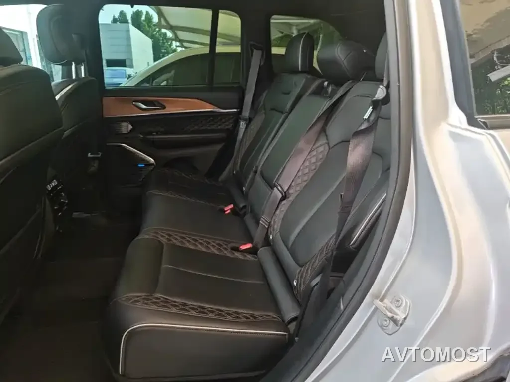 Jeep Grand Cherokee 4xe (Import) 2023 4xe Summit Edition — фото 15