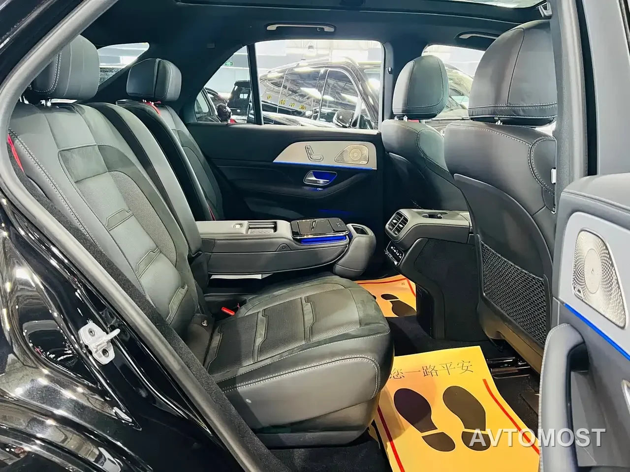 Mercedes-Benz GLE AMG 2024 AMG GLE 53 4MATIC+ — фото 11