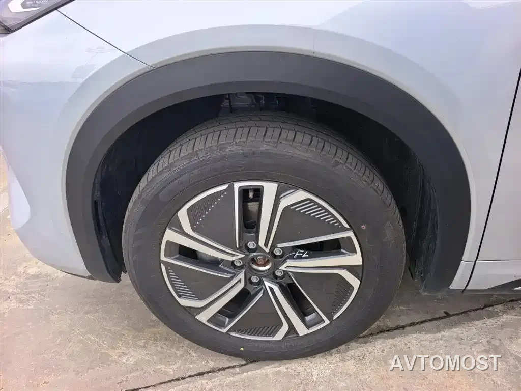 Geely Galaxy Starship 7 EM-i 2025 Model 55km Voyage Edition — фото 4