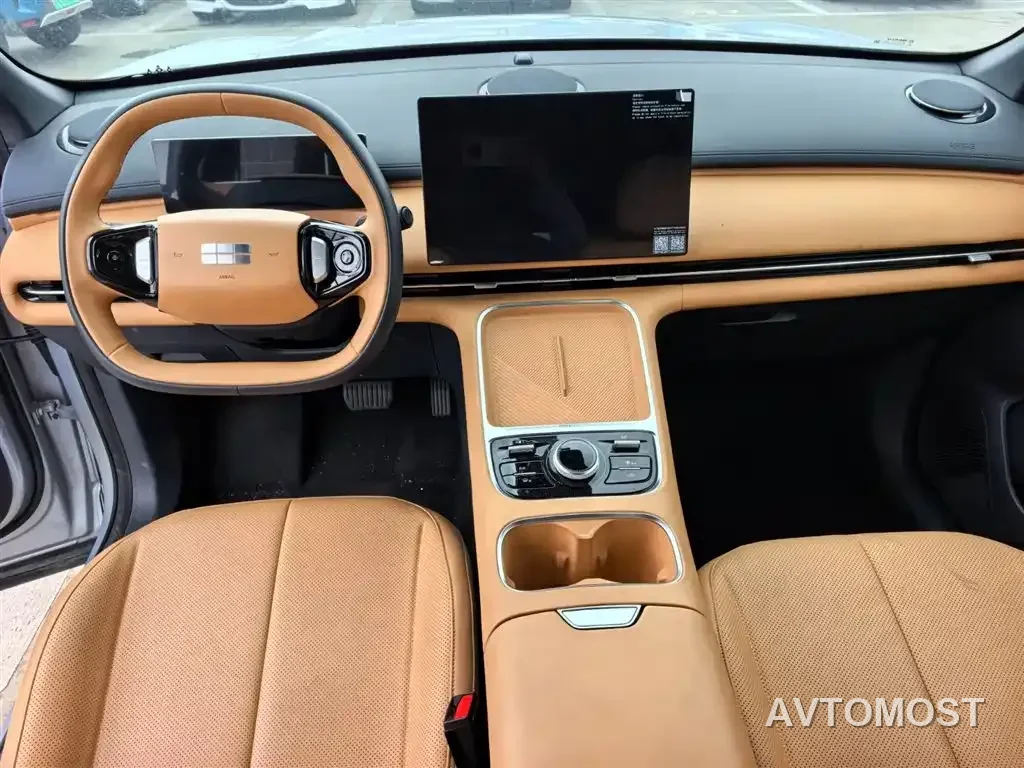 Geely Galaxy Starship 7 EM-i 2025 Model 55km Voyage Edition — фото 8