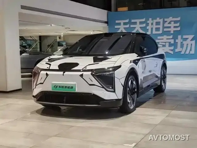 HiPhi Y 2023 560km Elite Edition