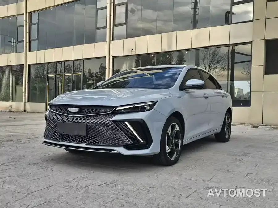 Geely Emgrand L HiP 2022 1.5TD-DHT Pro 100KM Super Rui