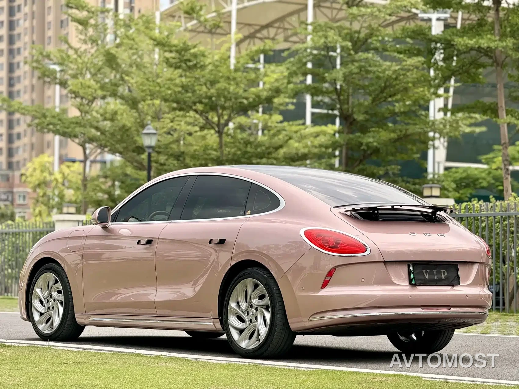 Ora Lightning Cat 2022 555km Premium Edition — фото 6