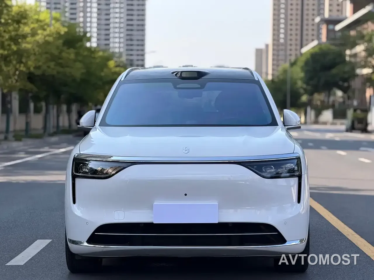 AITO M8 2025 Range Extender Max+ Edition 53.4kWh 5-seater — фото 2