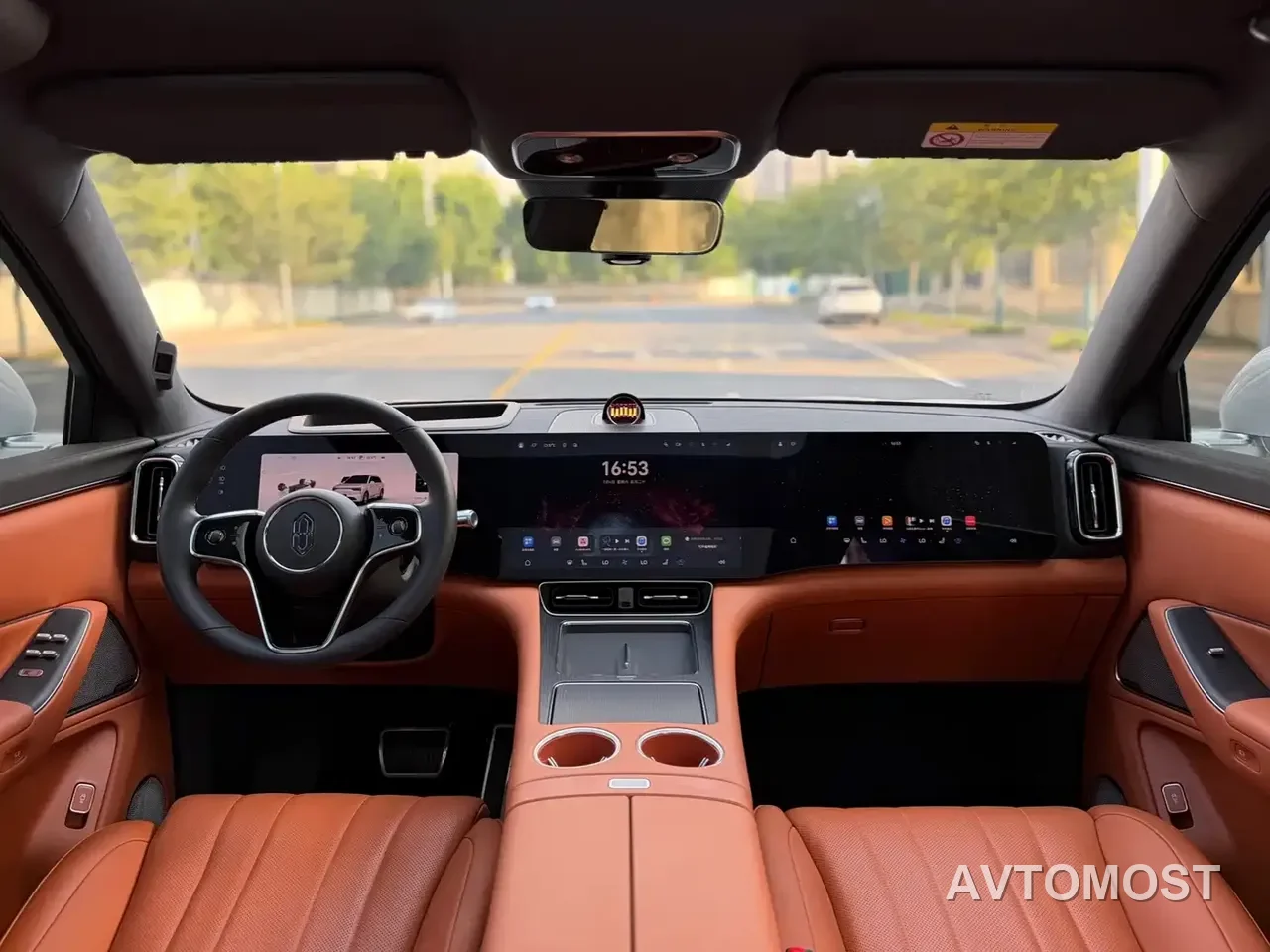 AITO M8 2025 Range Extender Max+ Edition 53.4kWh 5-seater — фото 9