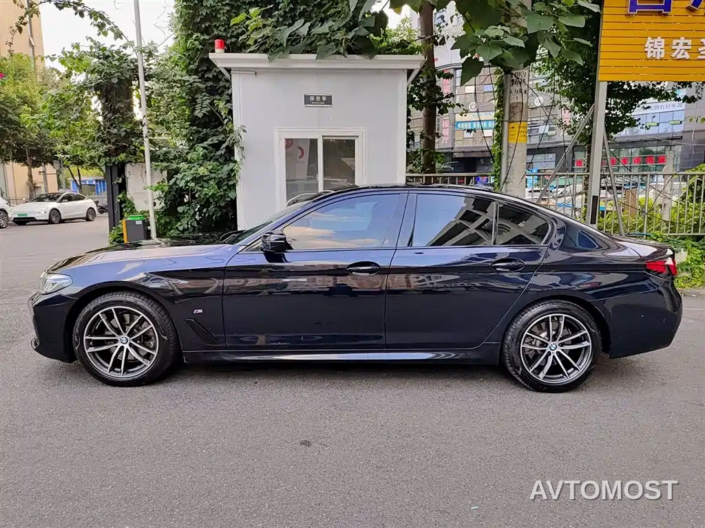 BMW 5 Series (Import) 2022 525i M Sport Package — фото 3