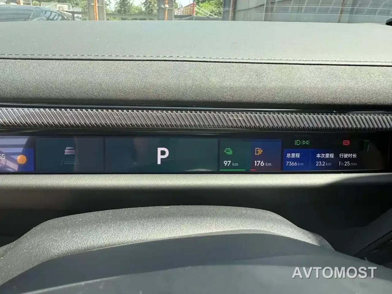 Lynk & Co 10 EM-P 2025 Model 120 AWD Halo — фото 7