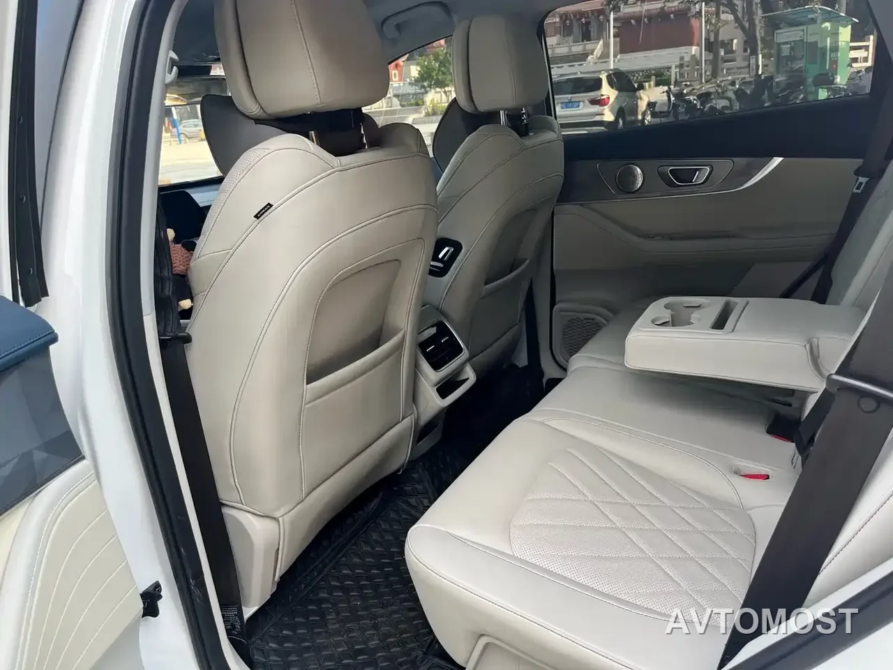 Chery Tiggo 8 PRO EV 2023 Model 1.5T Leisure Edition — фото 6
