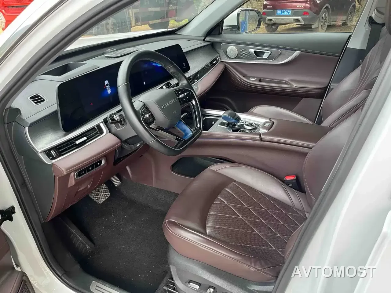 Chery Tiggo 8 PRO EV 2023 1.5T Premium Edition — фото 8