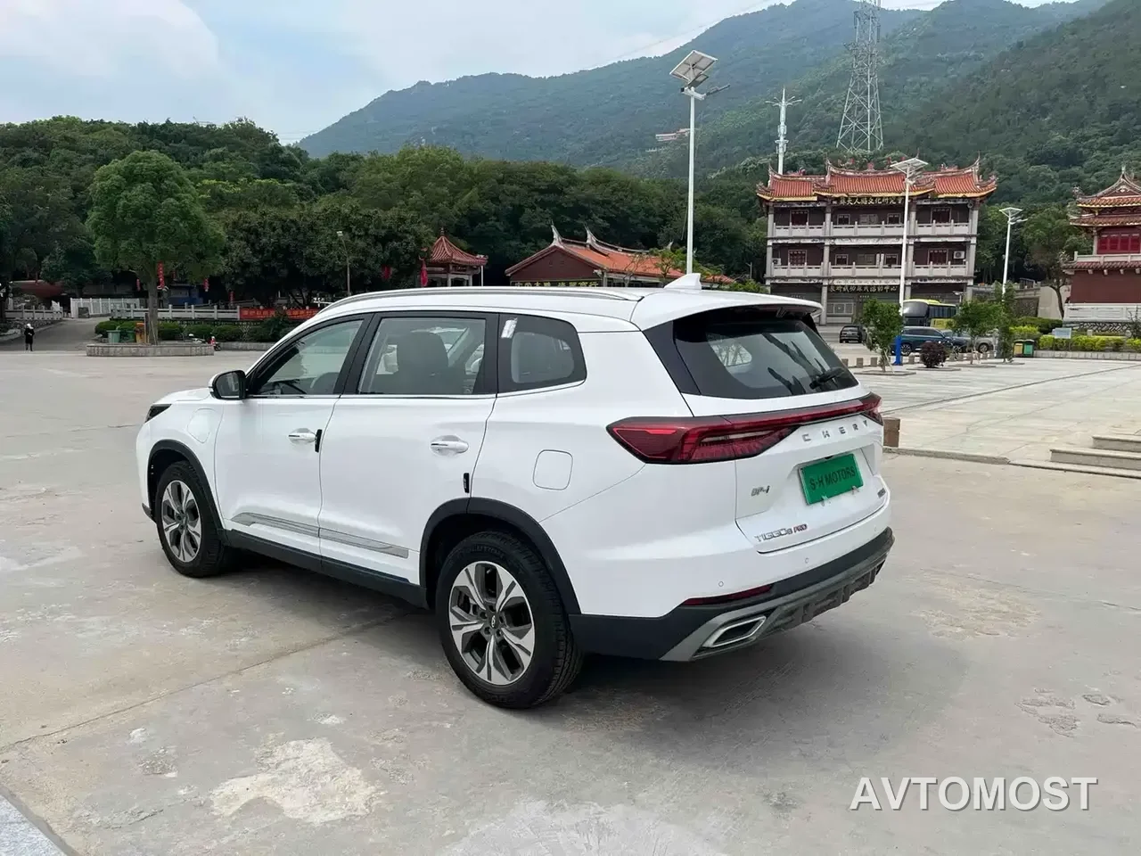 Chery Tiggo 8 PRO EV 2023 1.5T Premium Edition — фото 5