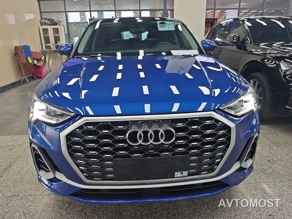 Audi Q3 Sportback 2020 40 TFSI Fashion — фото 3