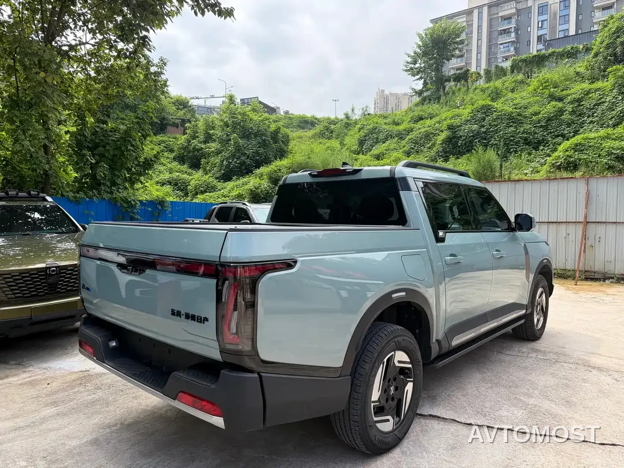 Dongfeng Zhengzhou Nissan Z9 GE PHEV 2025 135KM 4WD Premium Edition — фото 4