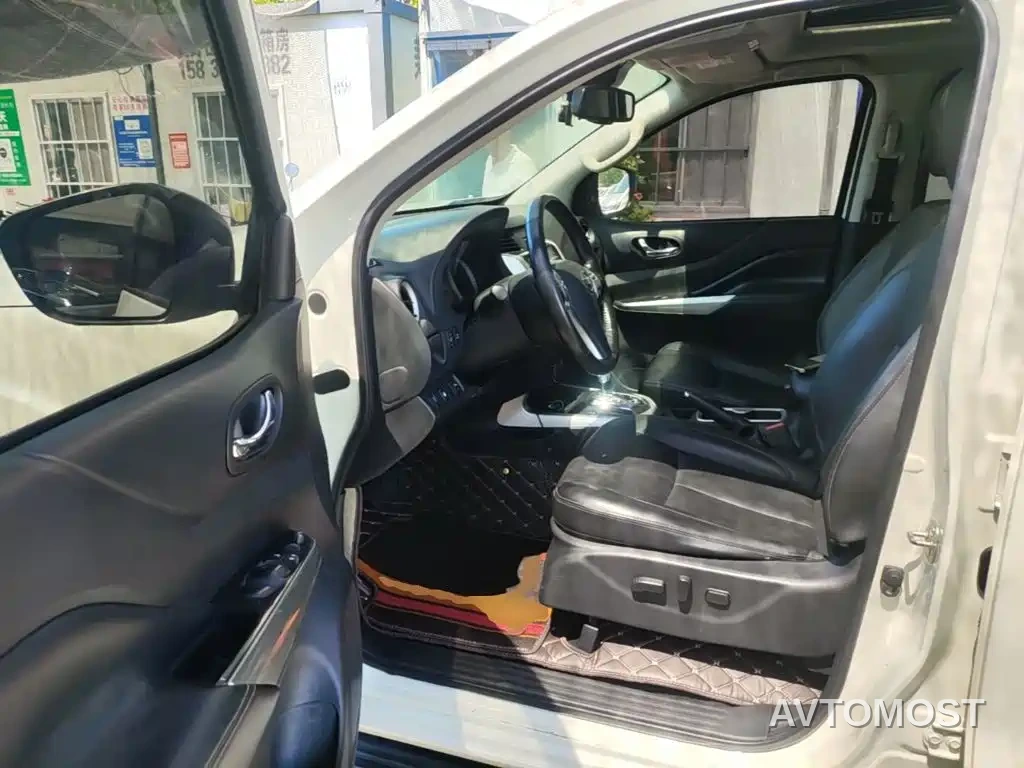 Nissan Terra 2020 2.5L XV 4WD Automatic Flagship Edition — фото 10