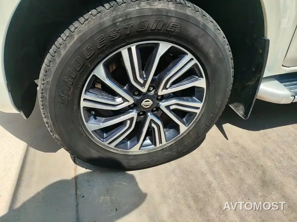 Nissan Terra 2020 2.5L XV 4WD Automatic Flagship Edition — фото 23