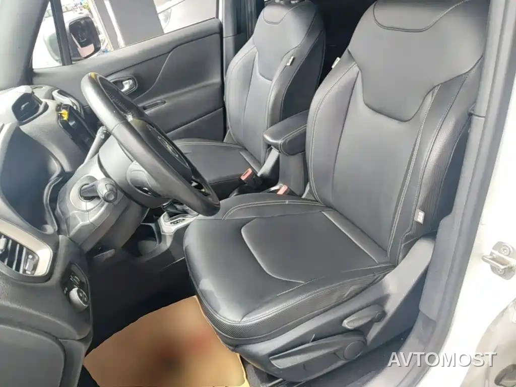 Jeep Renegade 2021 220T Automatic 80th Anniversary Edition — фото 15