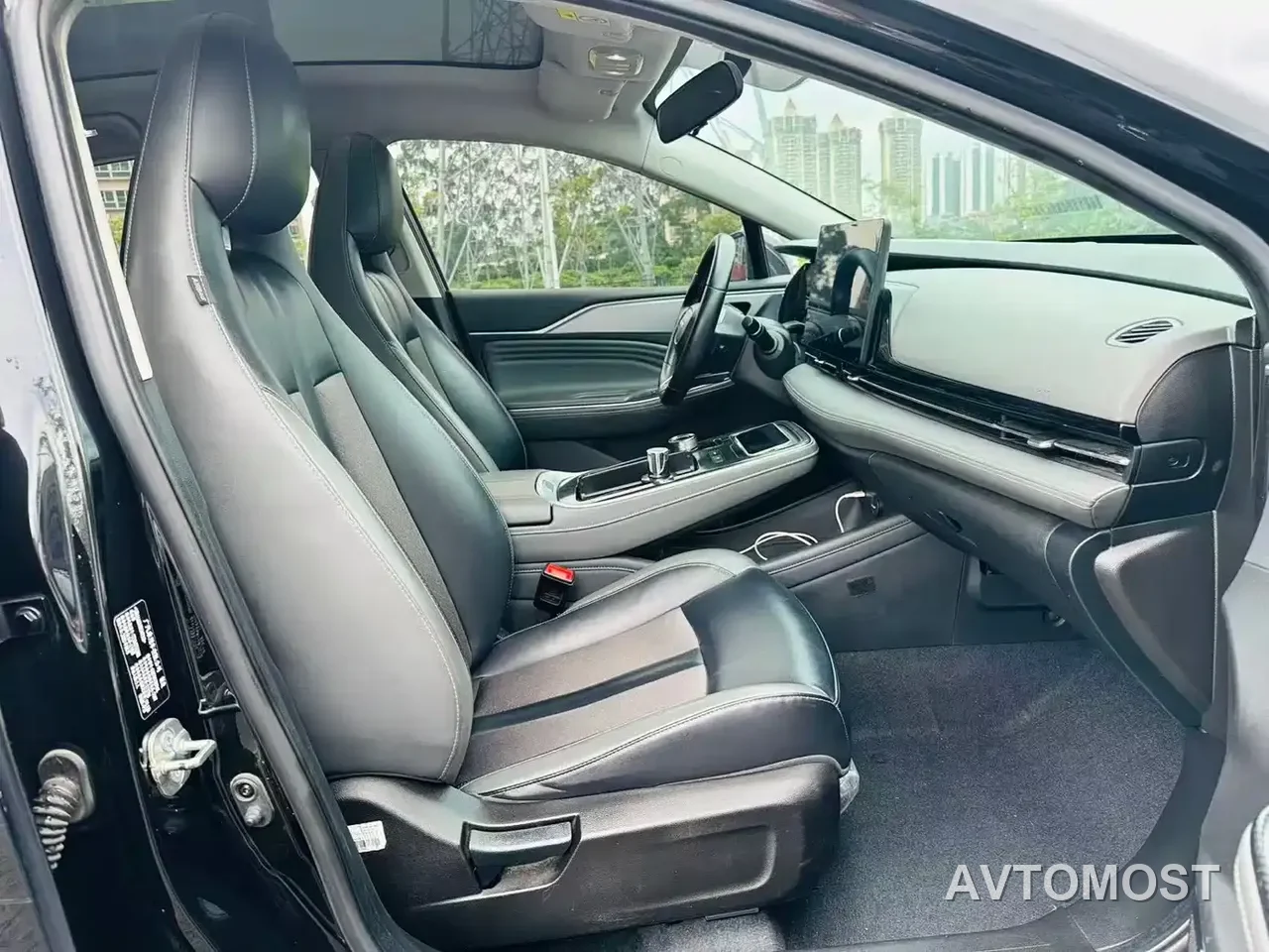 AION S Plus 2022 Model 70 Executive Edition — фото 7