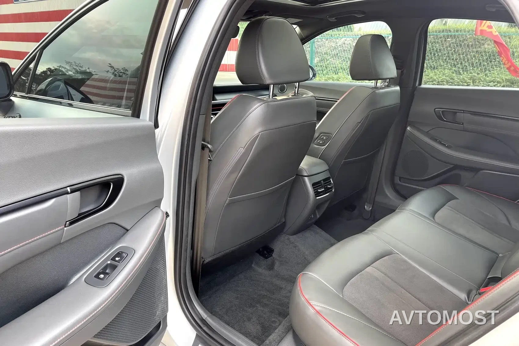 Hyundai Sonata 2024 2.0T N Line Max — фото 14