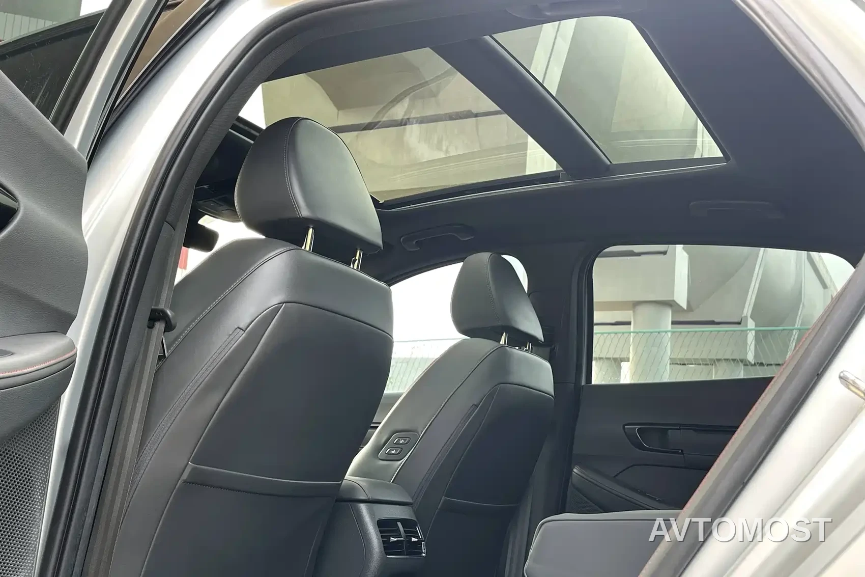 Hyundai Sonata 2024 2.0T N Line Max — фото 15