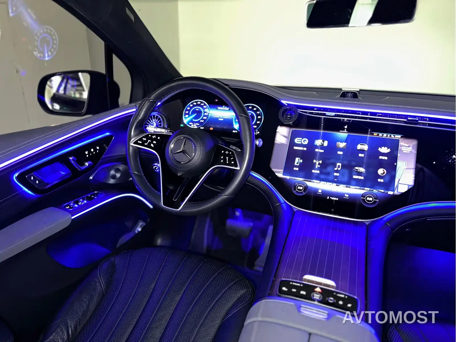 Mercedes-Benz EQS SUV 2023 450 4MATIC Pioneer Edition — фото 30