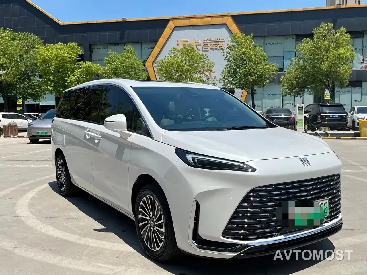 Buick GL8 New Energy 2025 Landlux Smart Edition 7-seater — фото 8