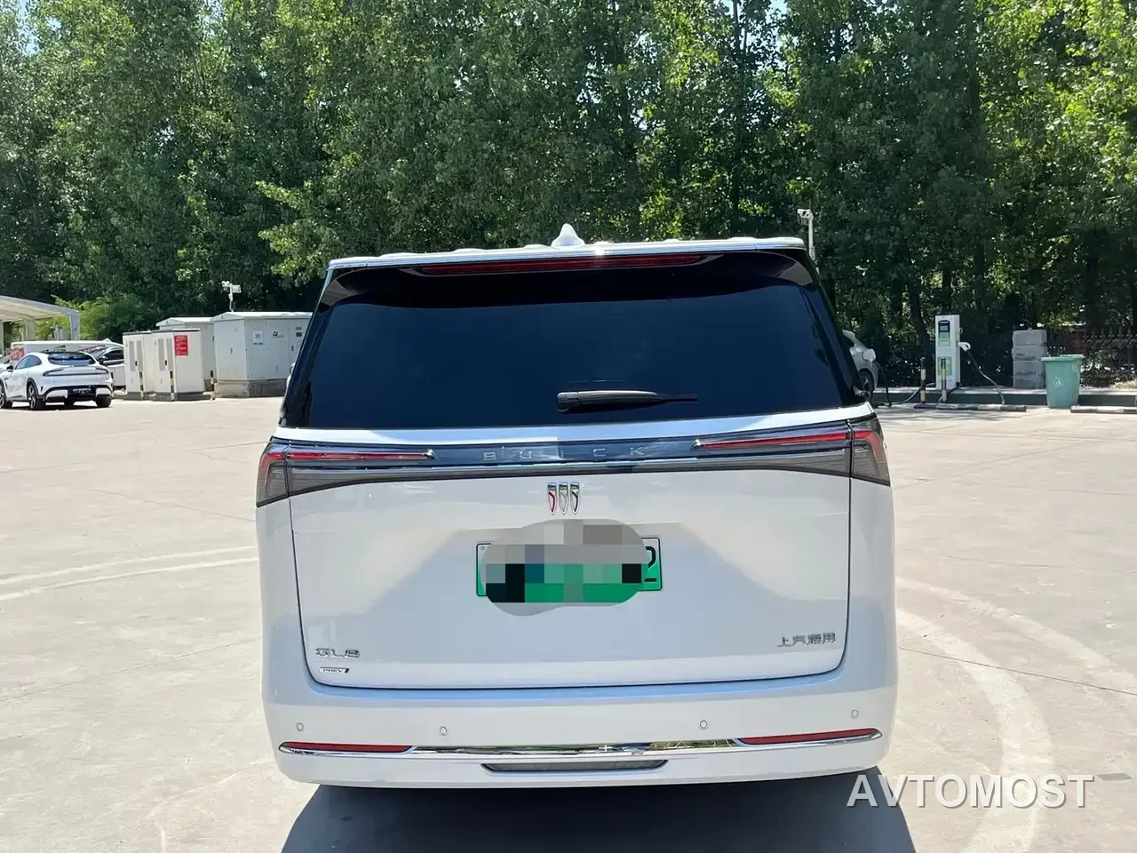 Buick GL8 New Energy 2025 Landlux Smart Edition 7-seater — фото 10