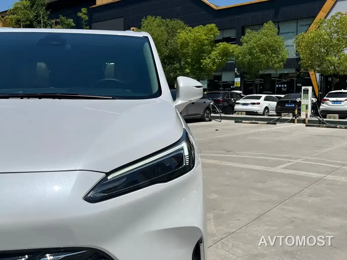 Buick GL8 New Energy 2025 Landlux Smart Edition 7-seater — фото 23