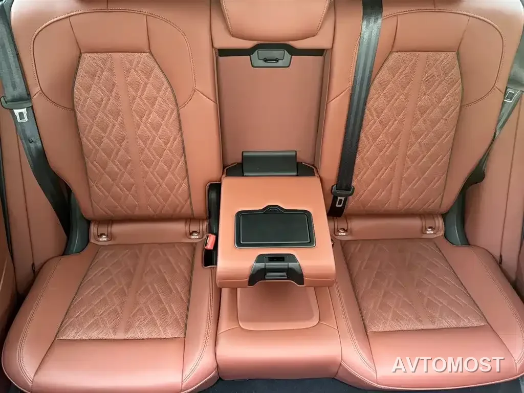 Audi Q5L 2026 Model Base Version — фото 7