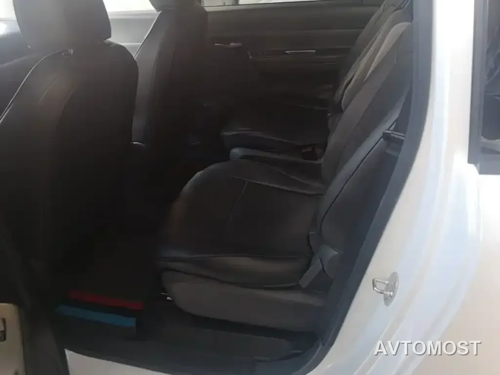 Wuling Hongguang New Energy 2025 Extended-Range Hybrid 50KM Comfort Version — фото 15