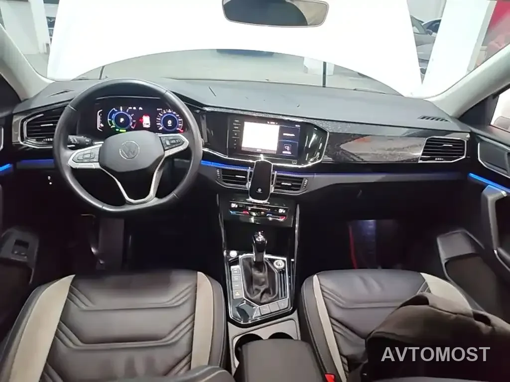 Volkswagen Tayron GTE Plug-in Hybrid 2020 Model 1.4T Luxury — фото 9