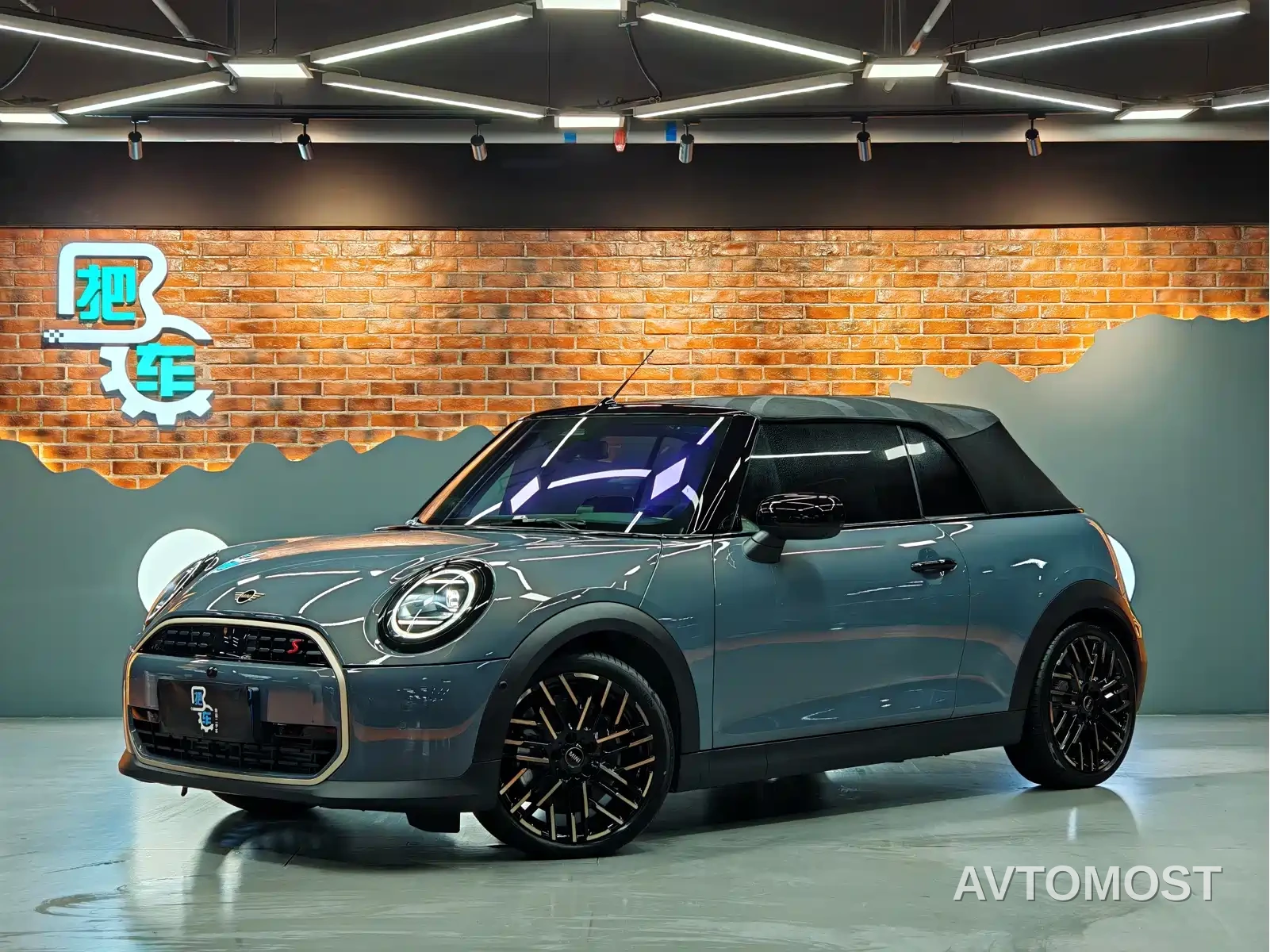 MINI 2025 Model 2.0T COOPER S CABRIO Daytime Stardust Limited Color — фото 2