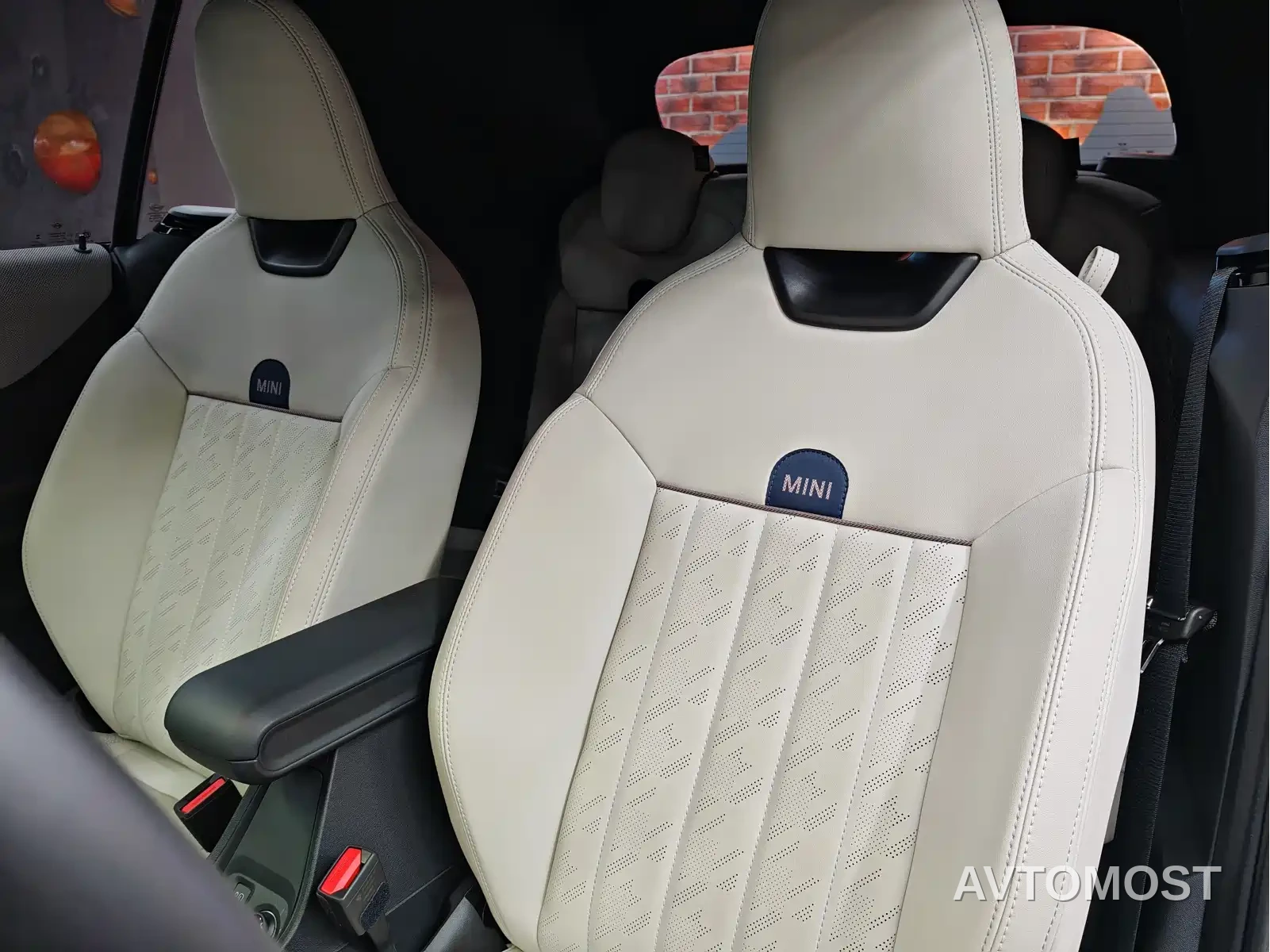 MINI 2025 Model 2.0T COOPER S CABRIO Daytime Stardust Limited Color — фото 26