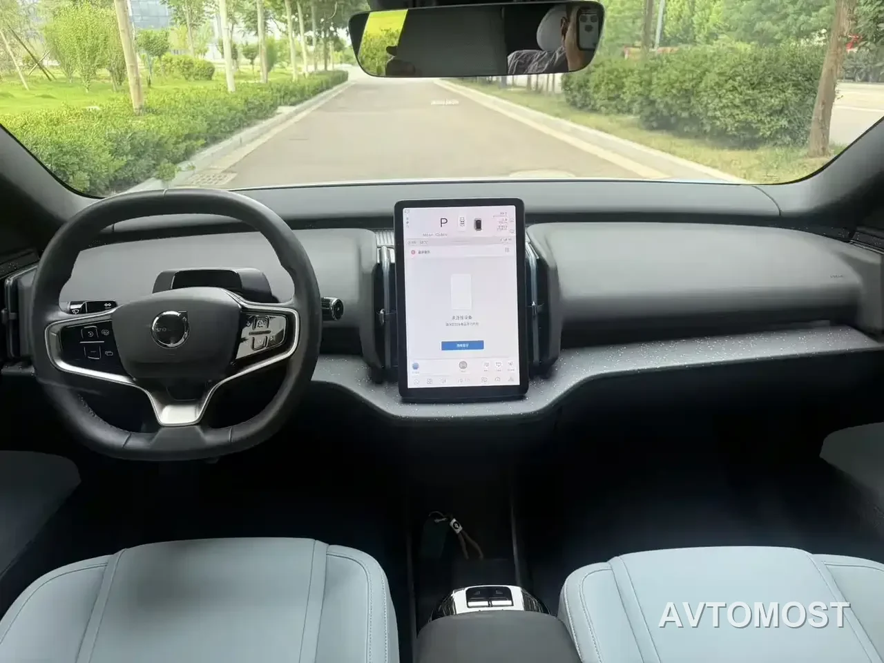 Volvo EX30 2025 RWD Long Range Ultra — фото 6