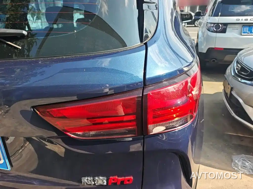 Changan Oshan Cosmos Pro 2021 1.5T Automatic Flagship 7-seater — фото 8