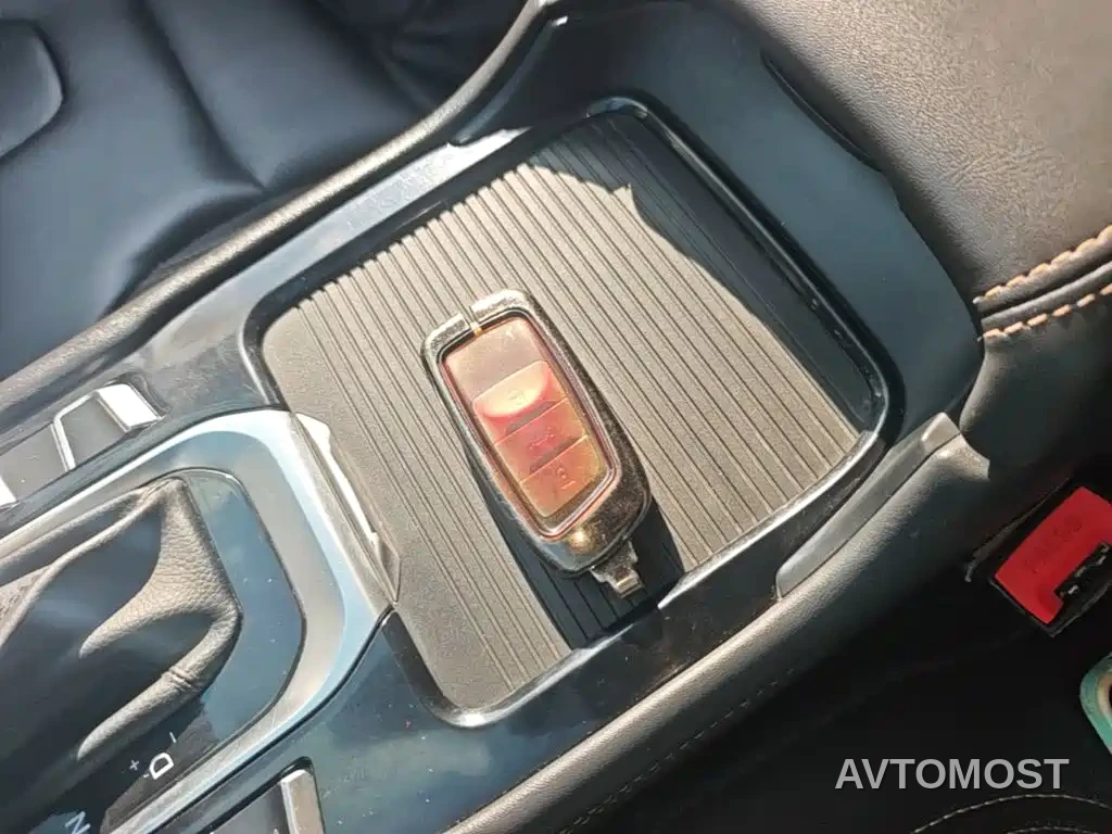Changan Oshan Cosmos Pro 2021 1.5T Automatic Flagship 7-seater — фото 9