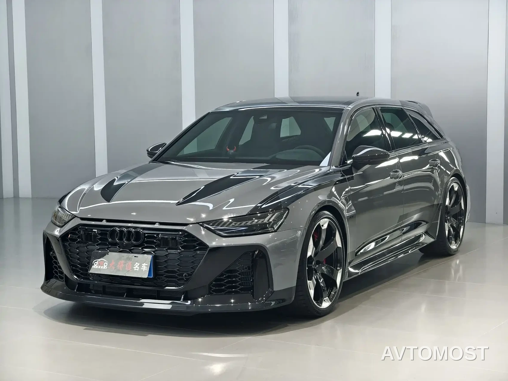 Audi RS 6 2025 RS 6 Avant GT — фото 1
