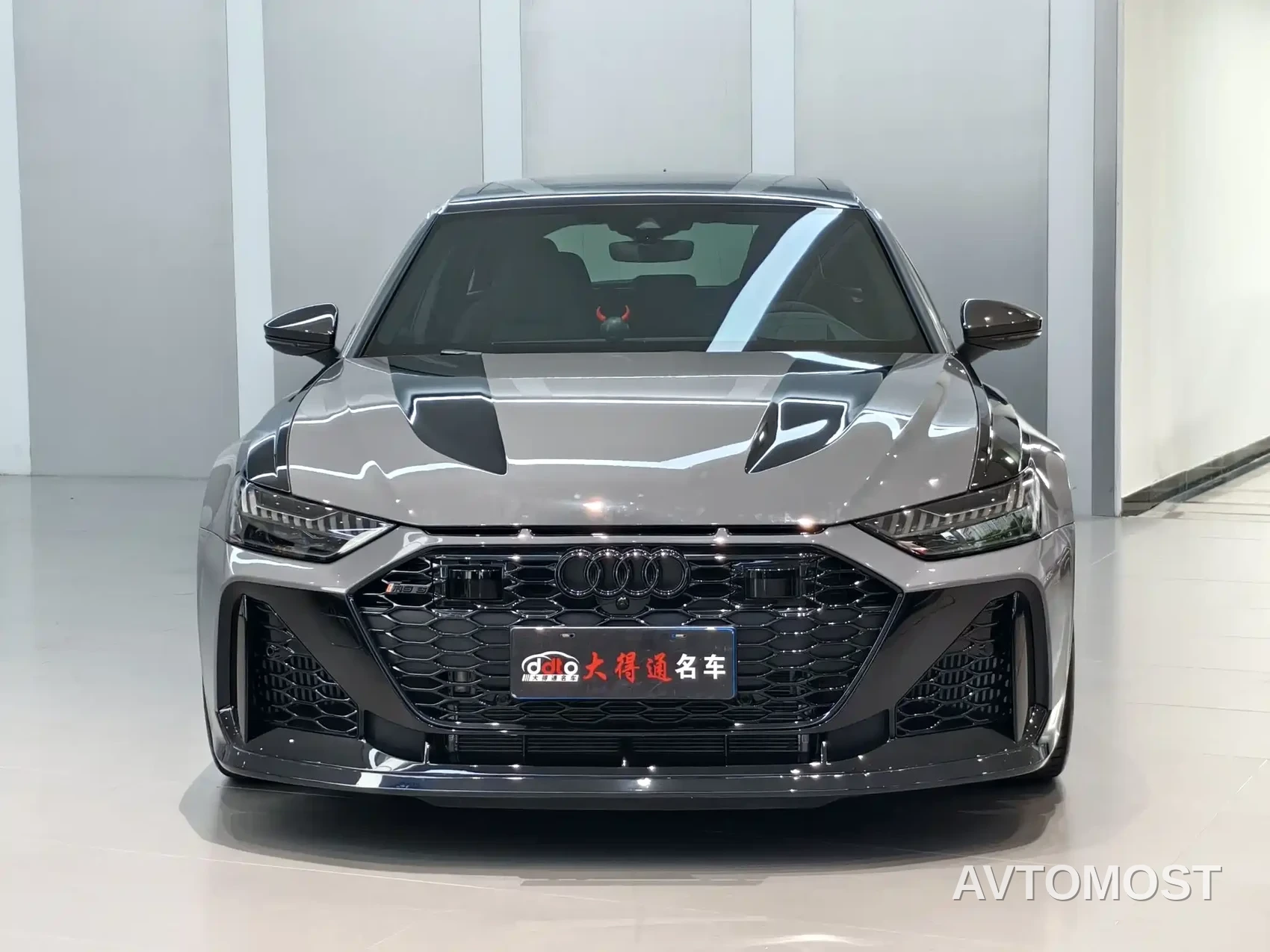 Audi RS 6 2025 RS 6 Avant GT — фото 2