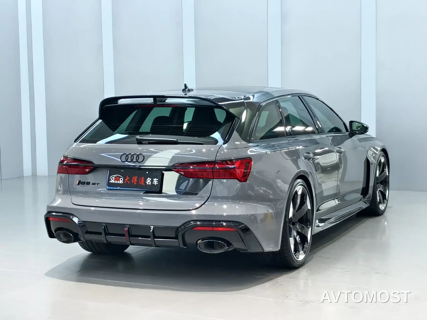 Audi RS 6 2025 RS 6 Avant GT — фото 3