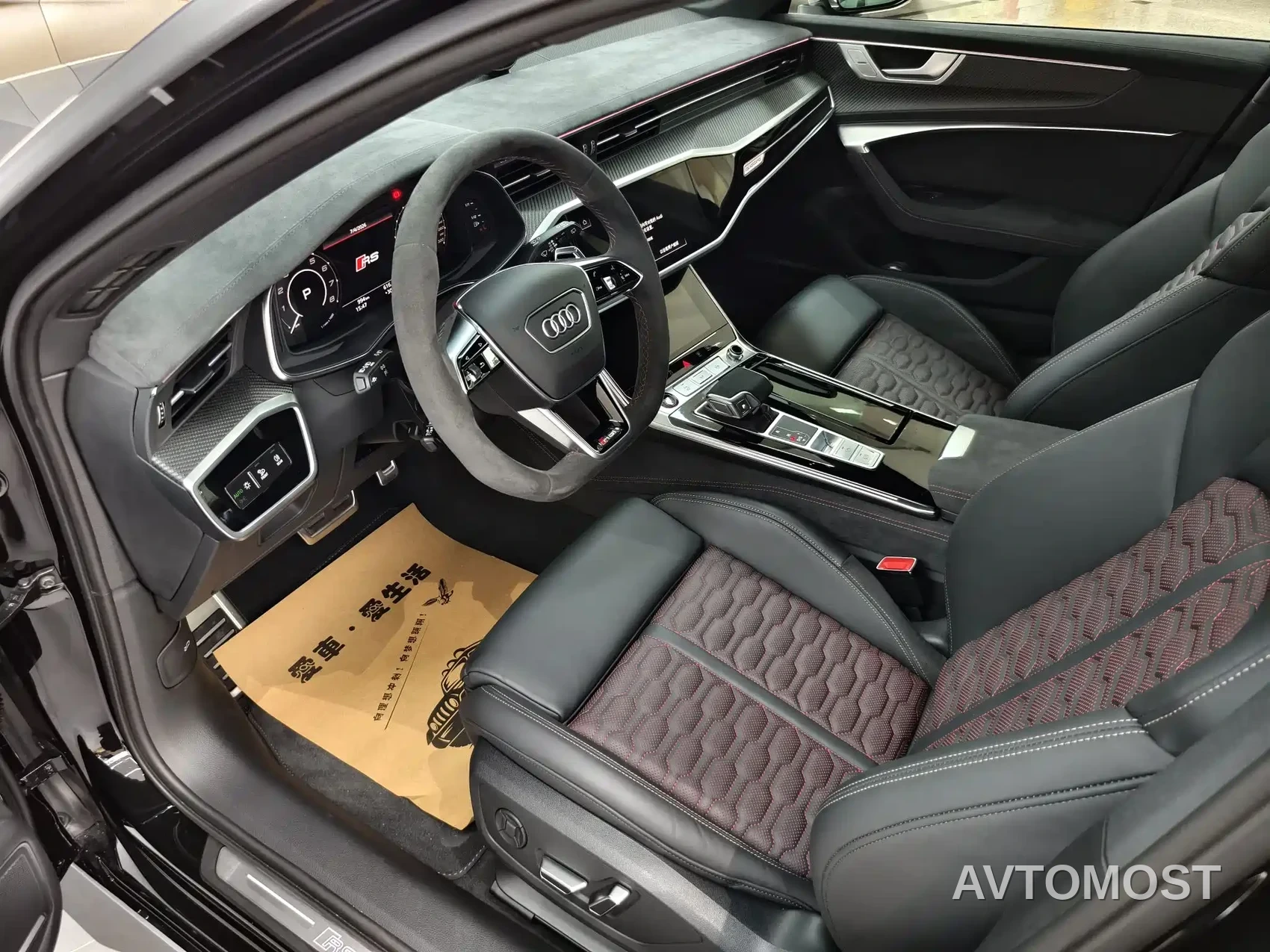 Audi RS 6 2025 RS 6 Avant GT — фото 5