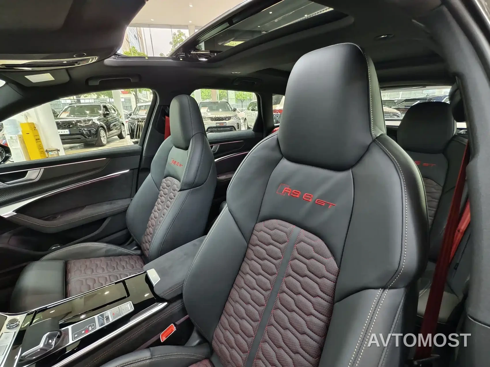 Audi RS 6 2025 RS 6 Avant GT — фото 16