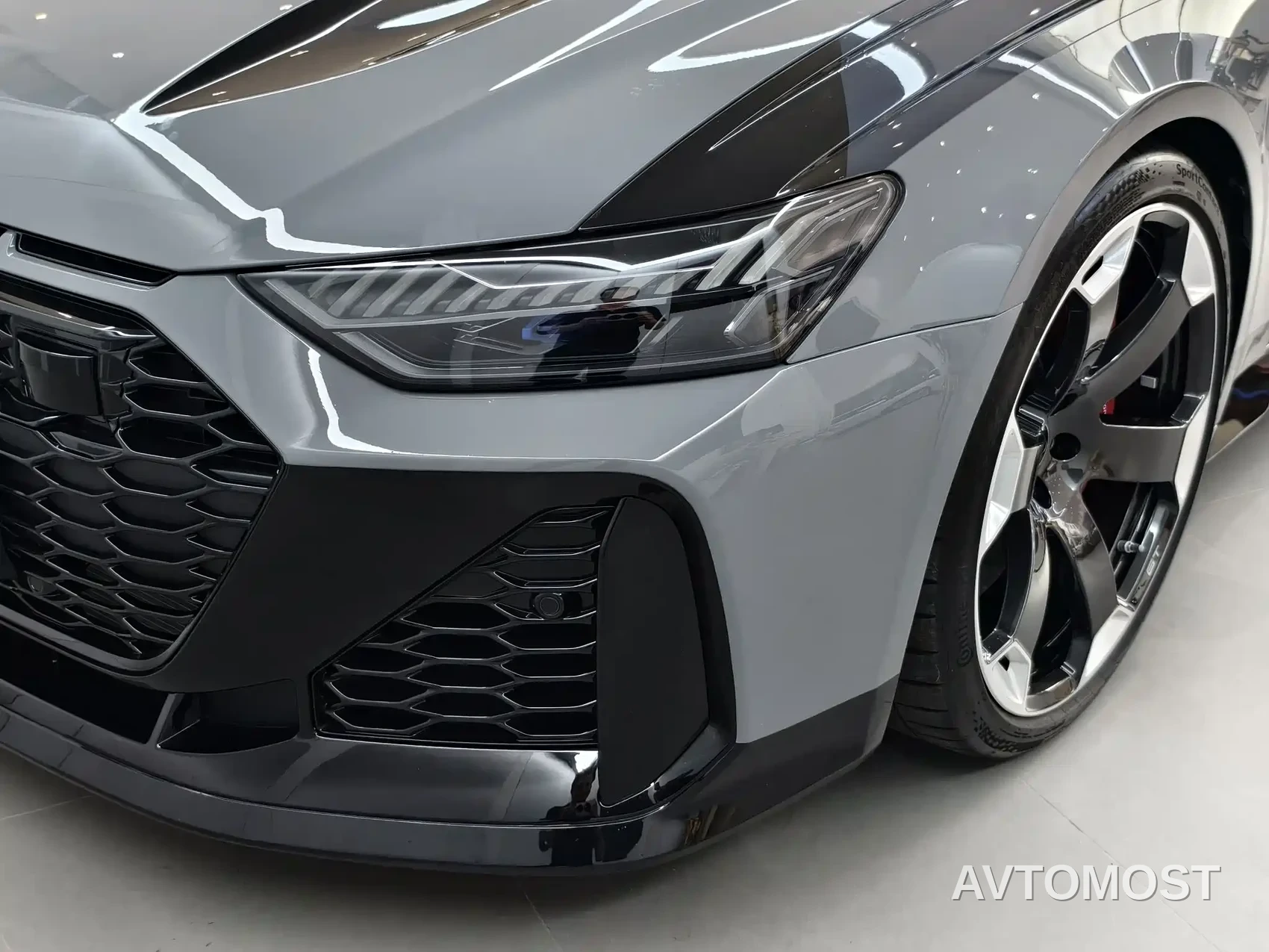 Audi RS 6 2025 RS 6 Avant GT — фото 18